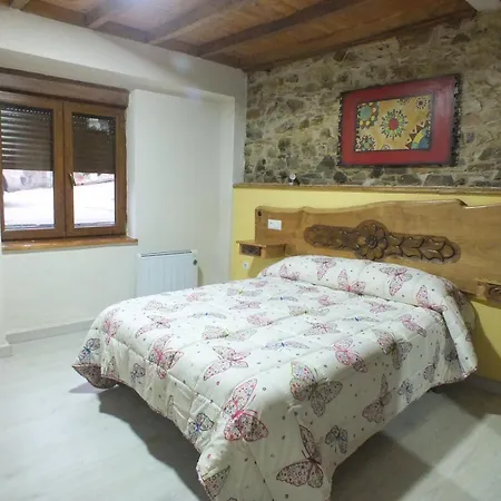 Rurales Casa Llucas Apartment