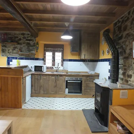 Rurales Casa Llucas Apartmán